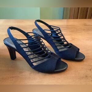 Naturalizer Navy Strappy Heels